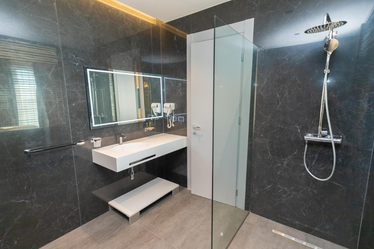 Esbjerg Hotel Vlore Luaran gambar